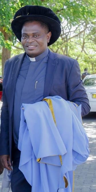 Fr Dominic Kazingatchire