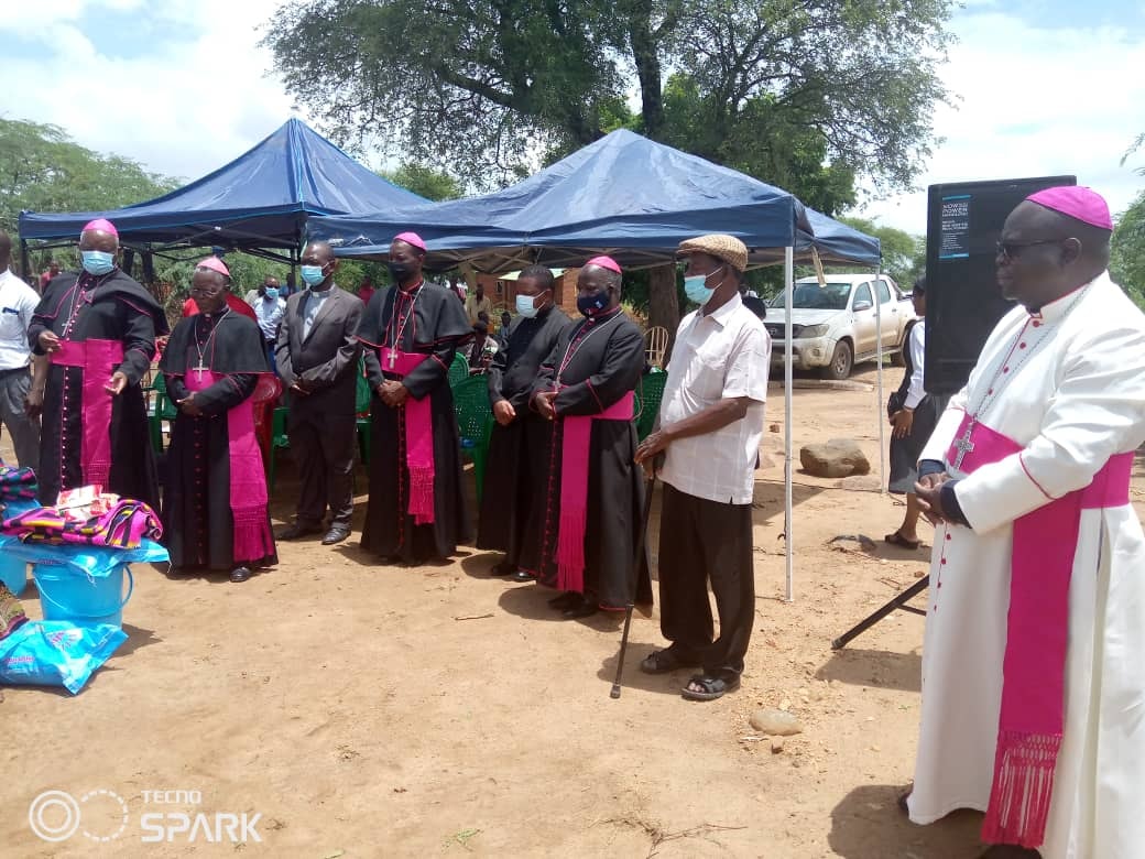 Bishops at Tomali Camp in Chikwawa Diocese